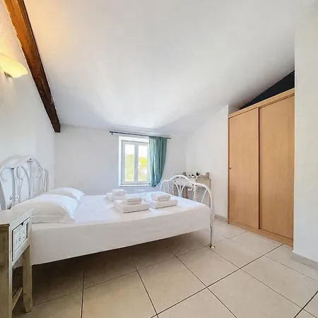 Chateau Reveillon - 2 - Spa, Bain Froid & Bassin דירה באז'