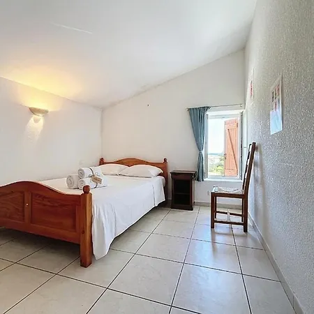 Chateau Reveillon - 2 - Spa, Bain Froid & Bassin * Bages